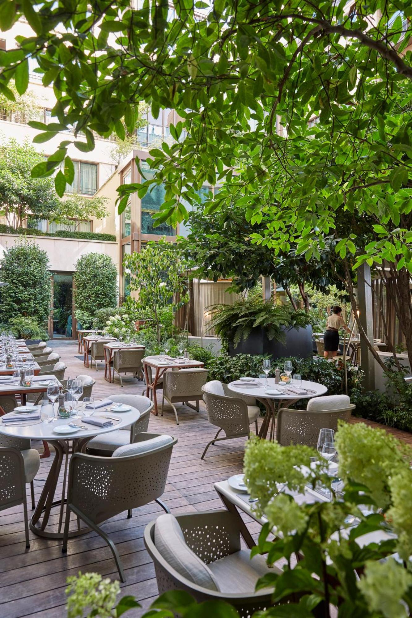 Mandarin Oriental, Paris Hotel Exterior photo